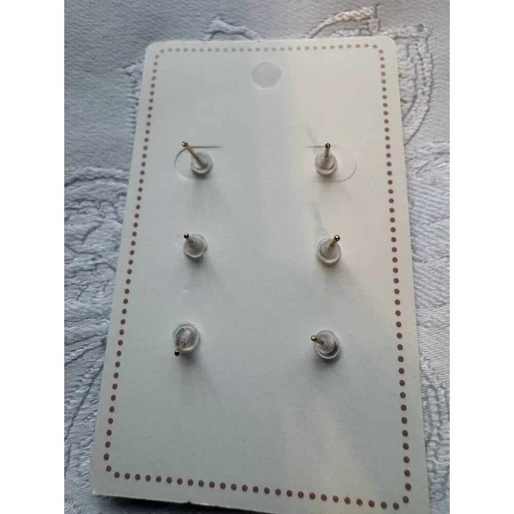 HELLO KITTY Karomi 6 PC Set Gold-Tone Rhinestone Stud Earrings Colorful NEW
